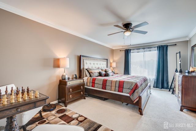 87 Brookview Circle, Jamesburg, NJ 08831