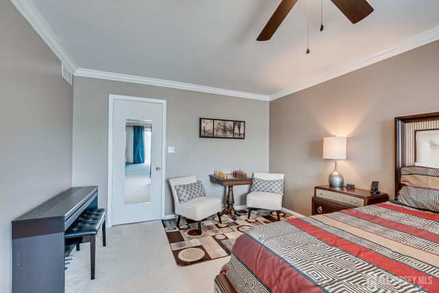 87 Brookview Circle, Jamesburg, NJ 08831