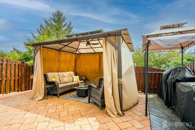 87 Brookview Circle, Jamesburg, NJ 08831