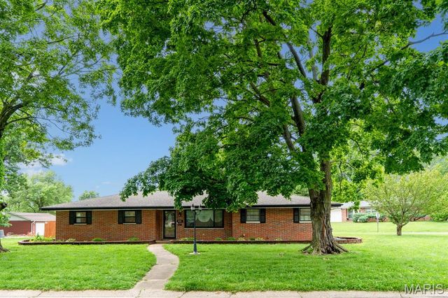 232 Springdale Drive, Belleville, IL 62223