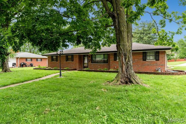 232 Springdale Drive, Belleville, IL 62223
