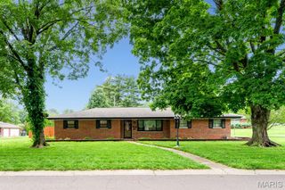 232 Springdale Drive, Belleville, IL 62223