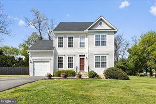 102 DELAWARE AVE, Hamilton, VA 20158