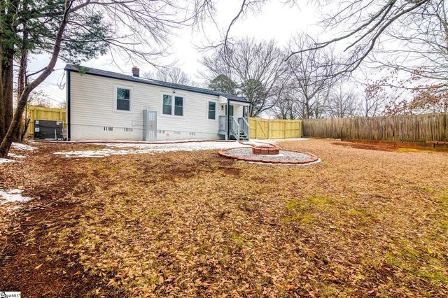 49 Tuskegee Avenue, Greenville, SC 29607