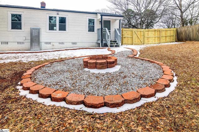 49 Tuskegee Avenue, Greenville, SC 29607