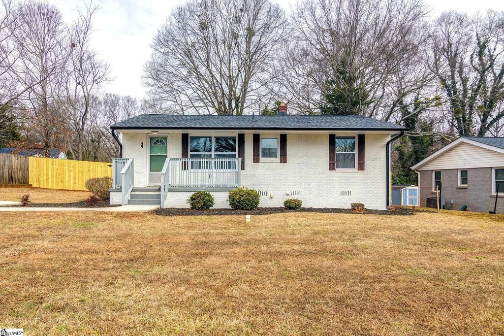 49 Tuskegee Avenue, Greenville, SC 29607