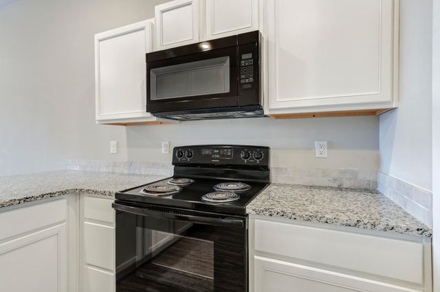 1915 Langford Avenue, Lubbock, TX 79407
