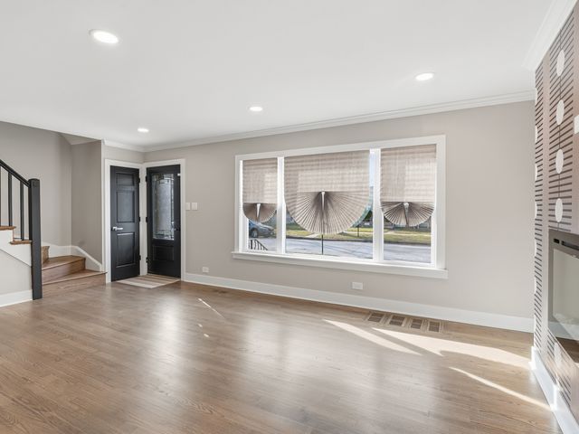 600 E 87th Place, Chicago, IL 60619