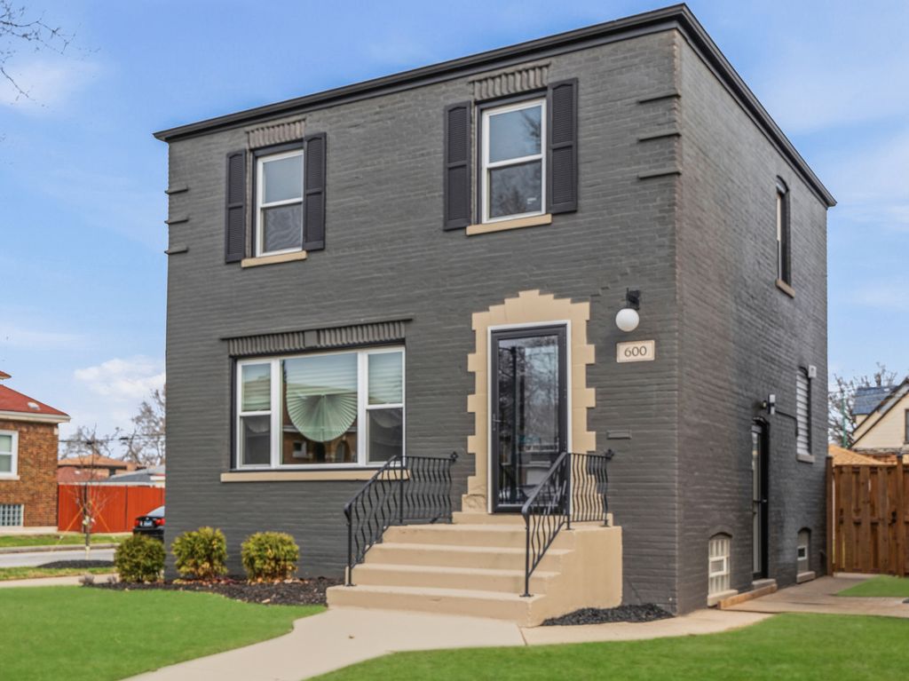 600 E 87th Place, Chicago, IL 60619