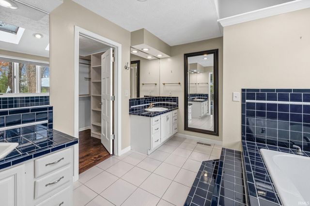 125 Durkees Run Drive, Lafayette, IN 47905