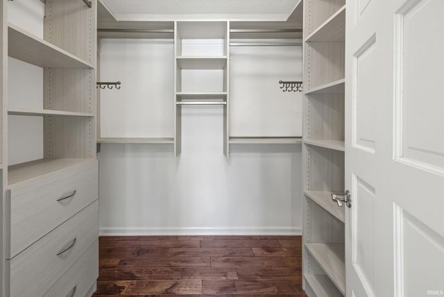 125 Durkees Run Drive, Lafayette, IN 47905