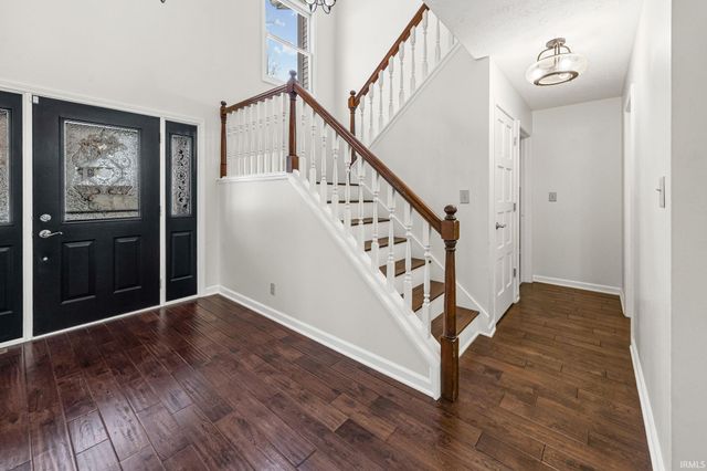 125 Durkees Run Drive, Lafayette, IN 47905