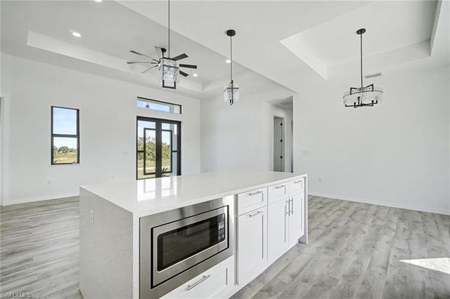 9006 Lamkin CIR, Labelle, FL 33935