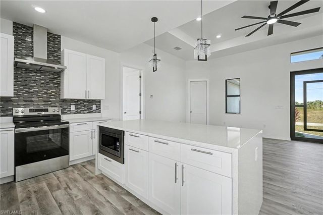 9006 Lamkin CIR, Labelle, FL 33935