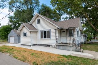 1523 Navajo Street, Elkhart, IN 46516