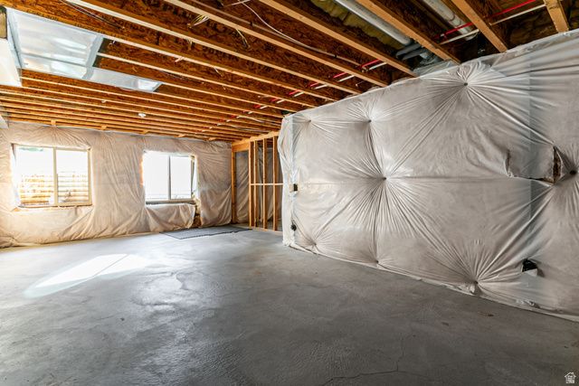 5297 W RANCHES PARK LN, West Jordan, UT 84081