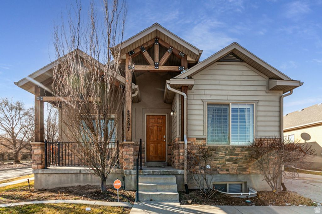 5297 W RANCHES PARK LN, West Jordan, UT 84081