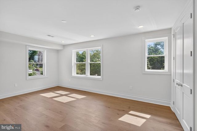 4404 16TH ST NW, Washington, DC 20011