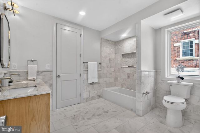 4404 16TH ST NW, Washington, DC 20011