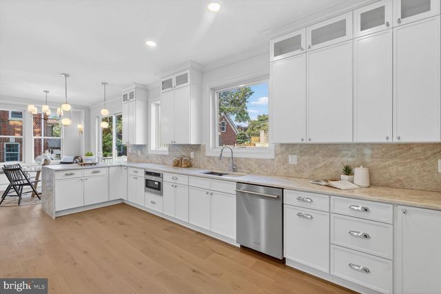 4404 16TH ST NW, Washington, DC 20011