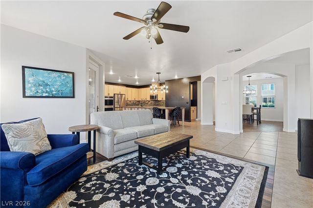 7572 Desertscape Avenue, Las Vegas, NV 89178
