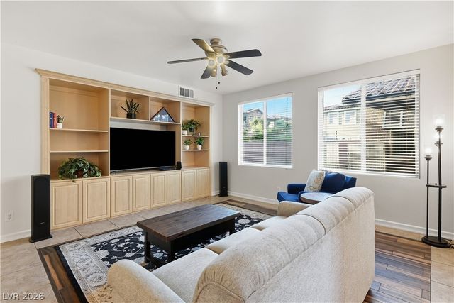 7572 Desertscape Avenue, Las Vegas, NV 89178