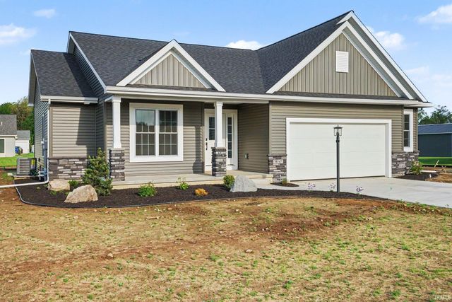 58547 Woodfield View, Elkhart, IN 46517