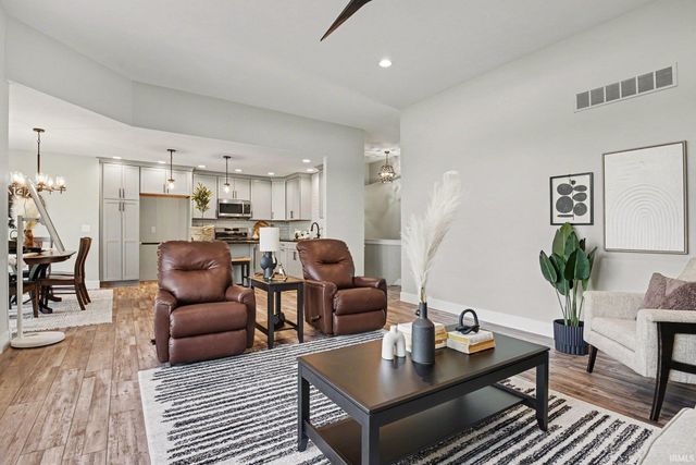 58547 Woodfield View, Elkhart, IN 46517
