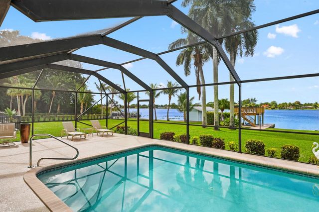 2097 Circle Place Drive, Lake Worth, FL 33462