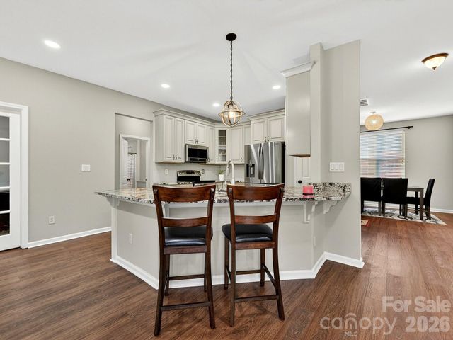17234 Cambridge Woods Court, Charlotte, NC 28277