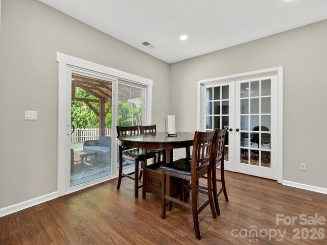 17234 Cambridge Woods Court, Charlotte, NC 28277