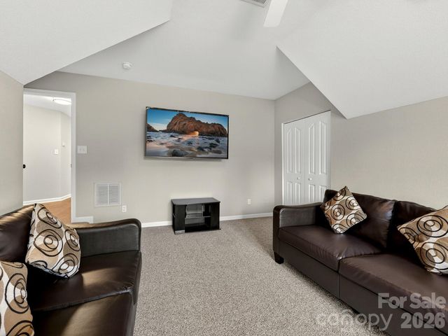 17234 Cambridge Woods Court, Charlotte, NC 28277