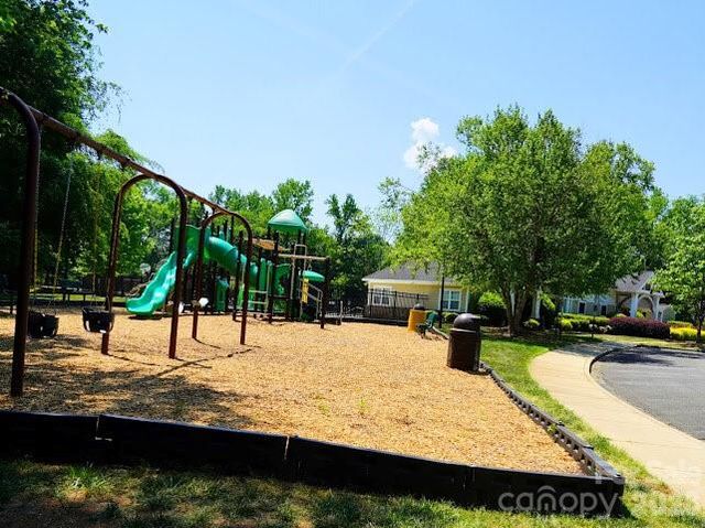 17234 Cambridge Woods Court, Charlotte, NC 28277
