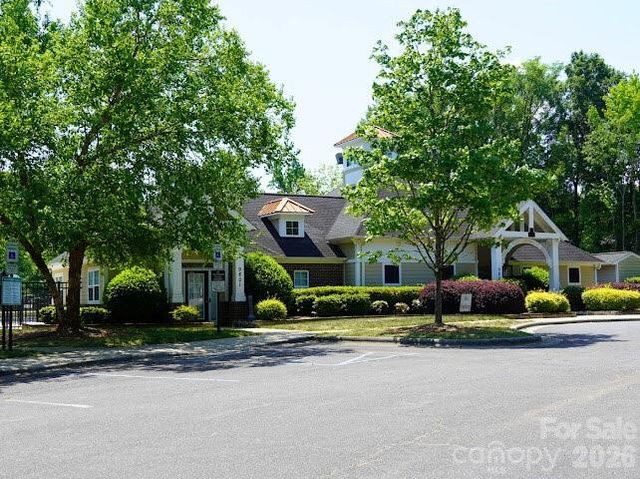17234 Cambridge Woods Court, Charlotte, NC 28277