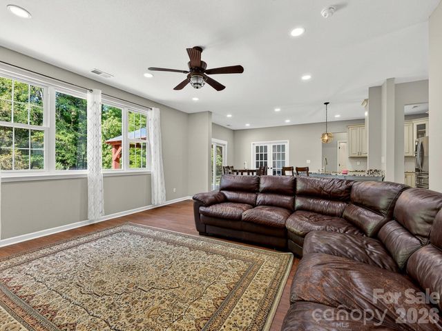 17234 Cambridge Woods Court, Charlotte, NC 28277