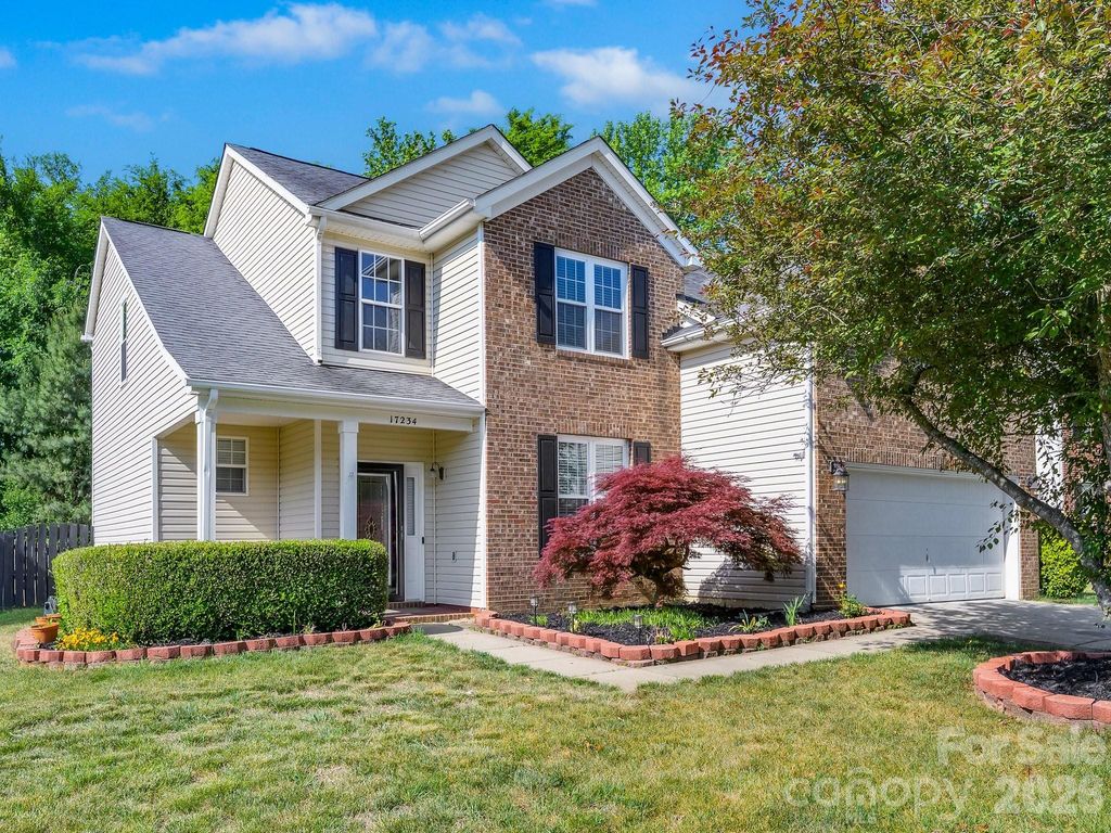 17234 Cambridge Woods Court, Charlotte, NC 28277