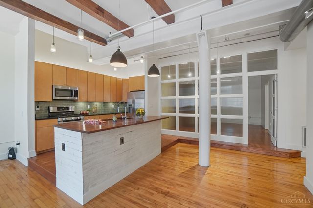 26 E Sixth Street, Cincinnati, OH 45202