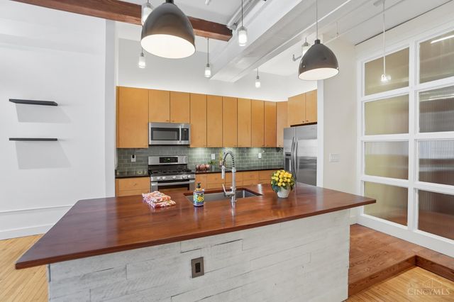 26 E Sixth Street, Cincinnati, OH 45202