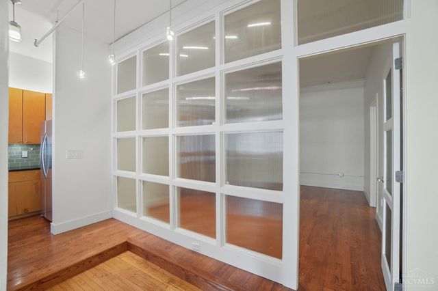 26 E Sixth Street, Cincinnati, OH 45202