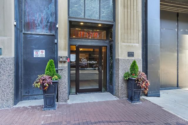 26 E Sixth Street, Cincinnati, OH 45202