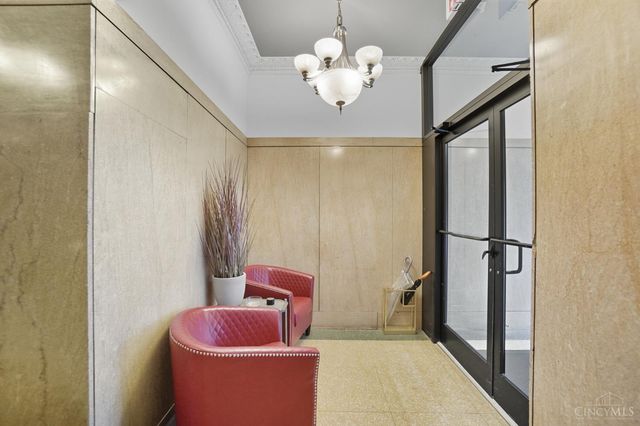 26 E Sixth Street, Cincinnati, OH 45202