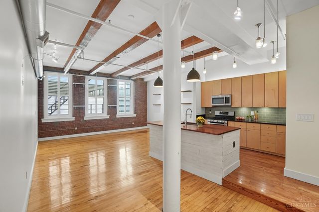 26 E Sixth Street, Cincinnati, OH 45202