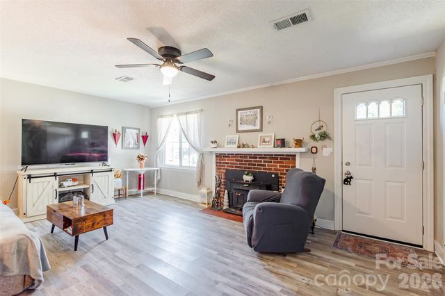 129 Brawley Street, Chester, SC 29706