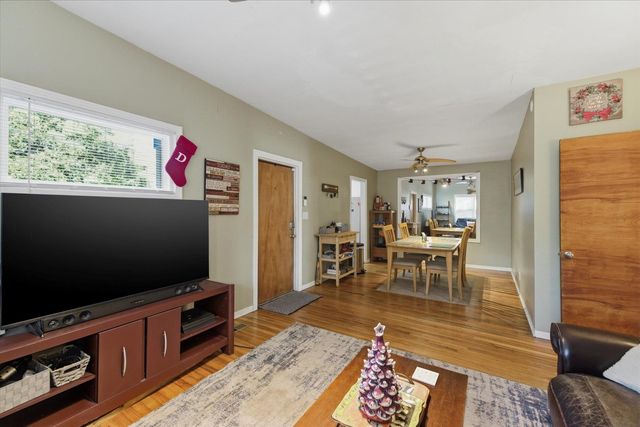 1815 Jackson Bluff Road, Tallahassee, FL 32304