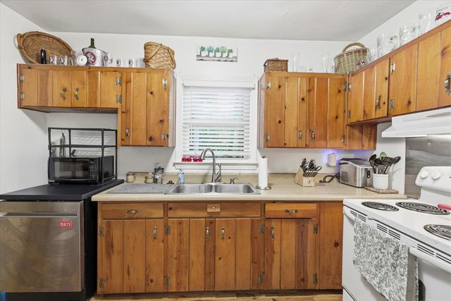 1815 Jackson Bluff Road, Tallahassee, FL 32304