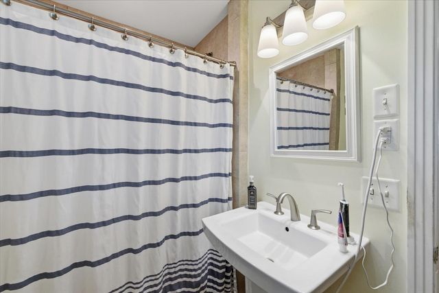 1815 Jackson Bluff Road, Tallahassee, FL 32304