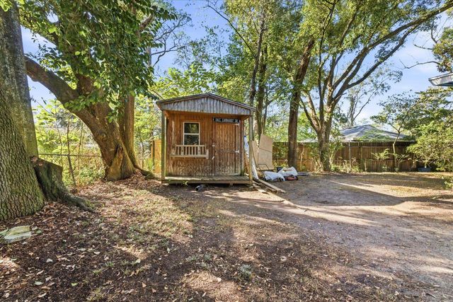 1815 Jackson Bluff Road, Tallahassee, FL 32304