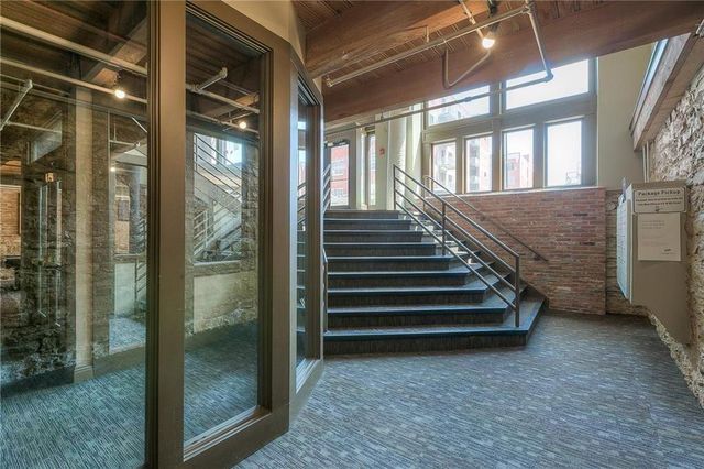 700 Broadway Street 401, Kansas City, MO 64105