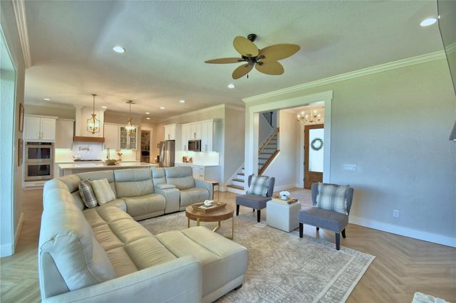 203 SPRING AZURE DRIVE, Lake Alfred, FL 33850