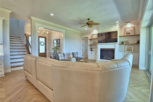 203 SPRING AZURE DRIVE, Lake Alfred, FL 33850